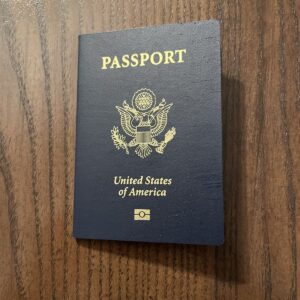 如何购买正版美国护照 2026