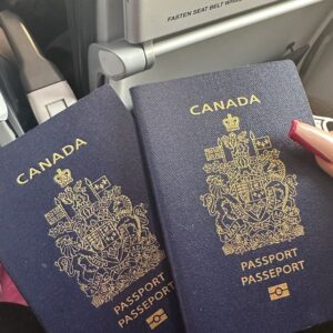 购买真正的加拿大护照